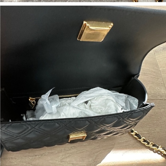 Tory Burch Small Fleming Quilted Convertible Shoulder Bag *New with tags* - Picture 10 of 13